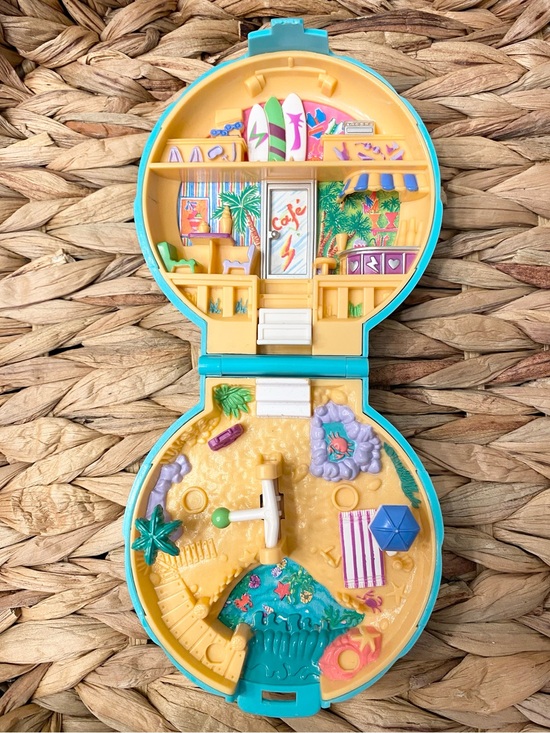 polly pocket Other - 1989 Polly Pocket Beach Party Collectible Compact